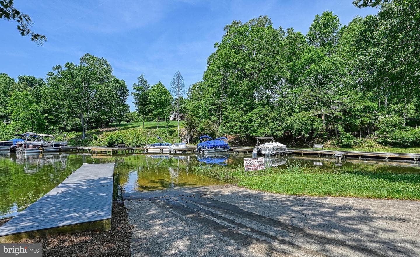 5301 Wyndemere Circle photo 47