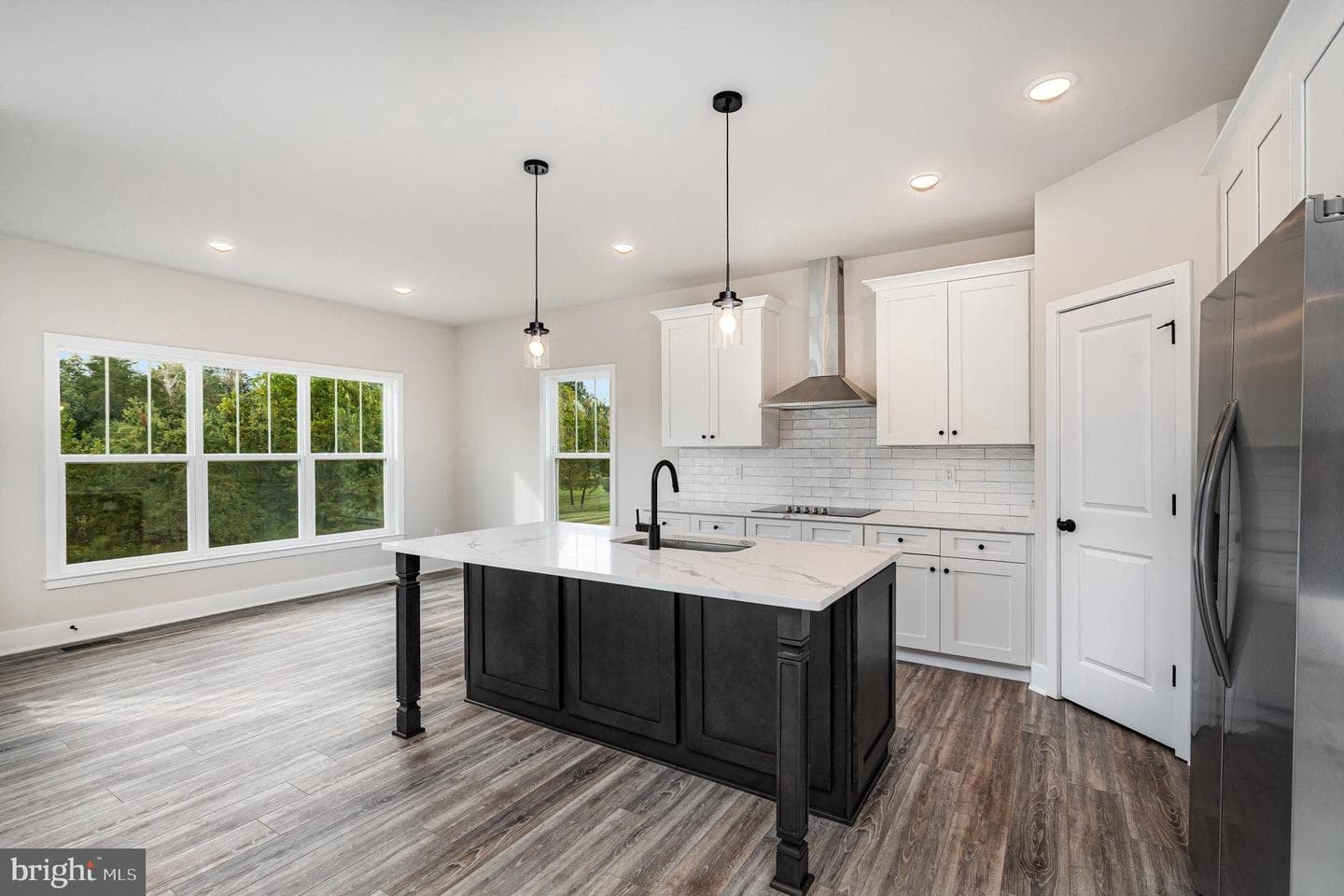 5304 Wyndemere Circle photo 13