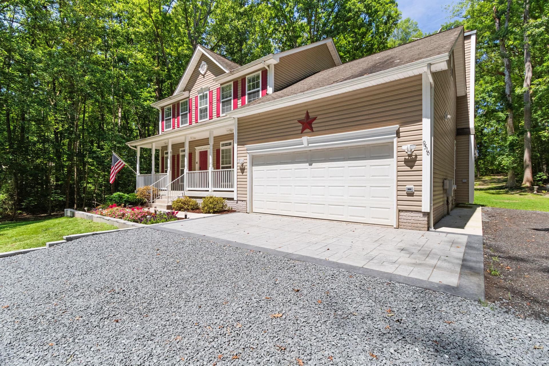 9516 Post Lane photo 3