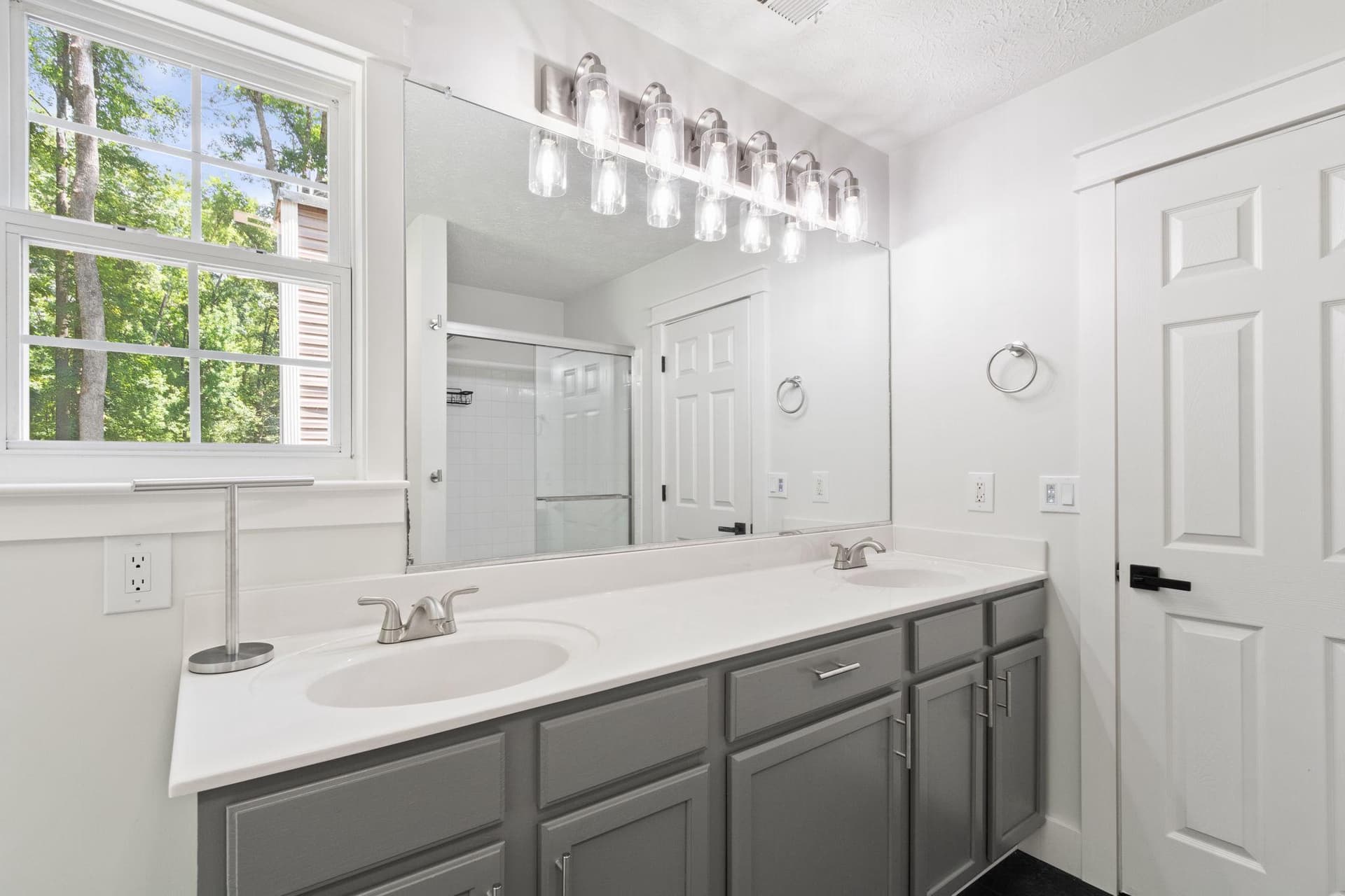 9516 Post Lane photo 35
