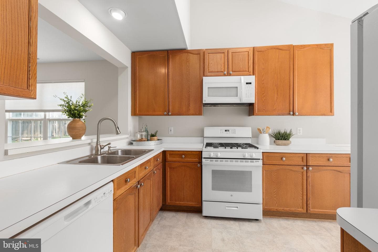 11248 Summerlake Boulevard photo 4