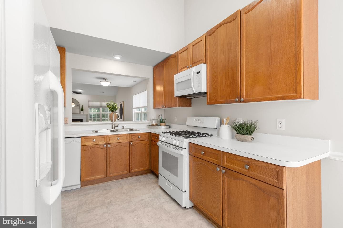 11248 Summerlake Boulevard photo 8