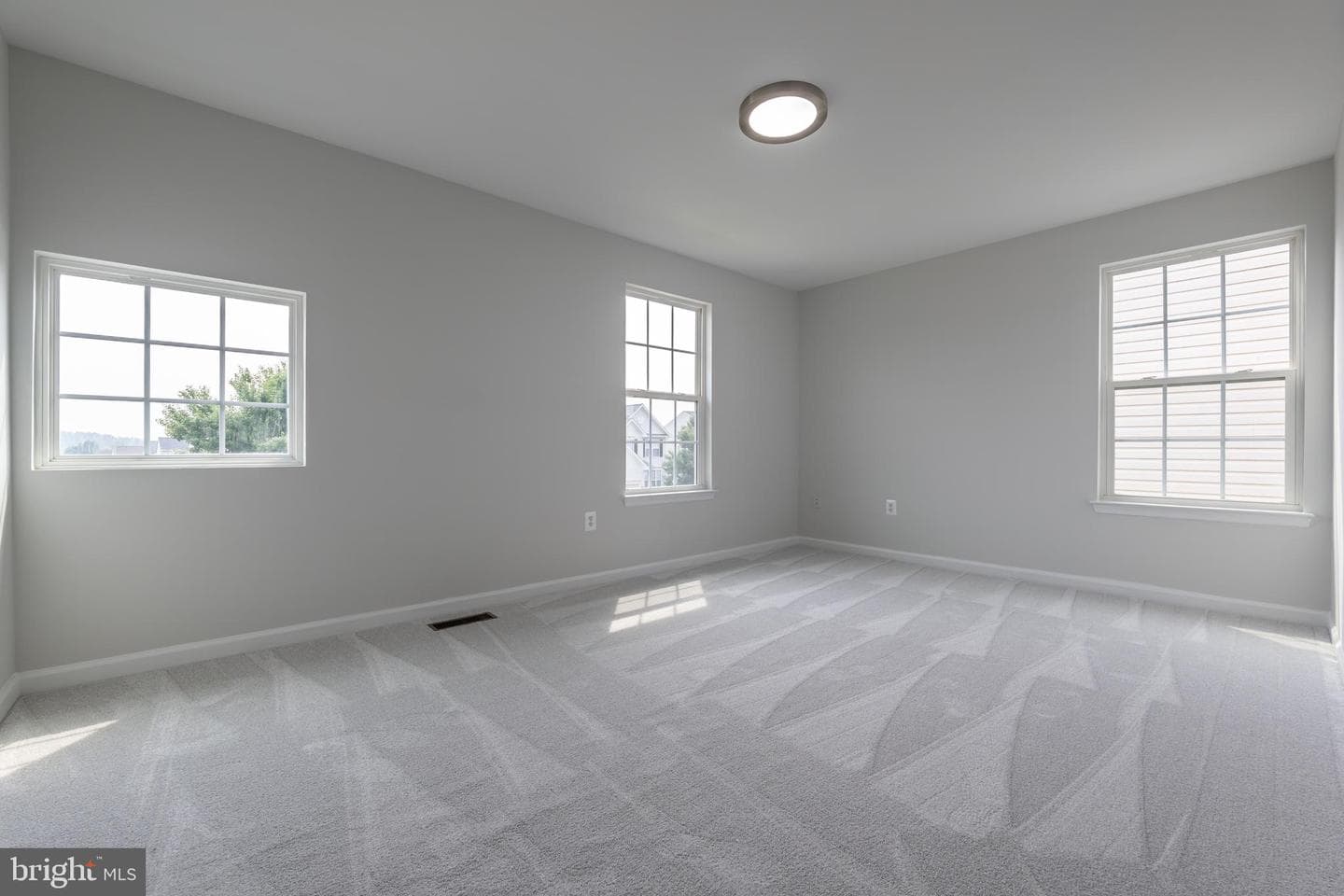 9349 Birch Cliff Drive photo 22
