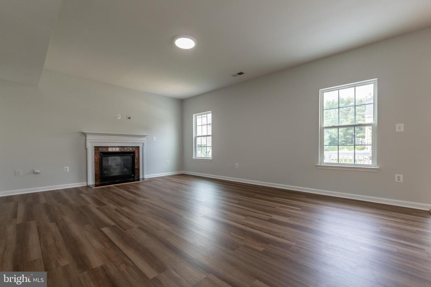 9349 Birch Cliff Drive photo 4