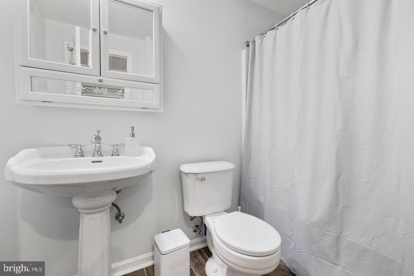 12016 Kingswood Boulevard photo 46