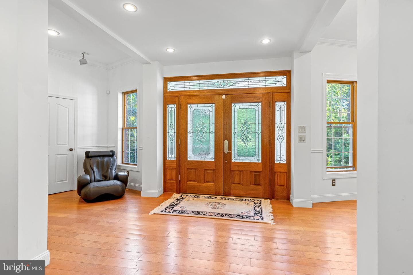 895 Stefaniga Road photo 3
