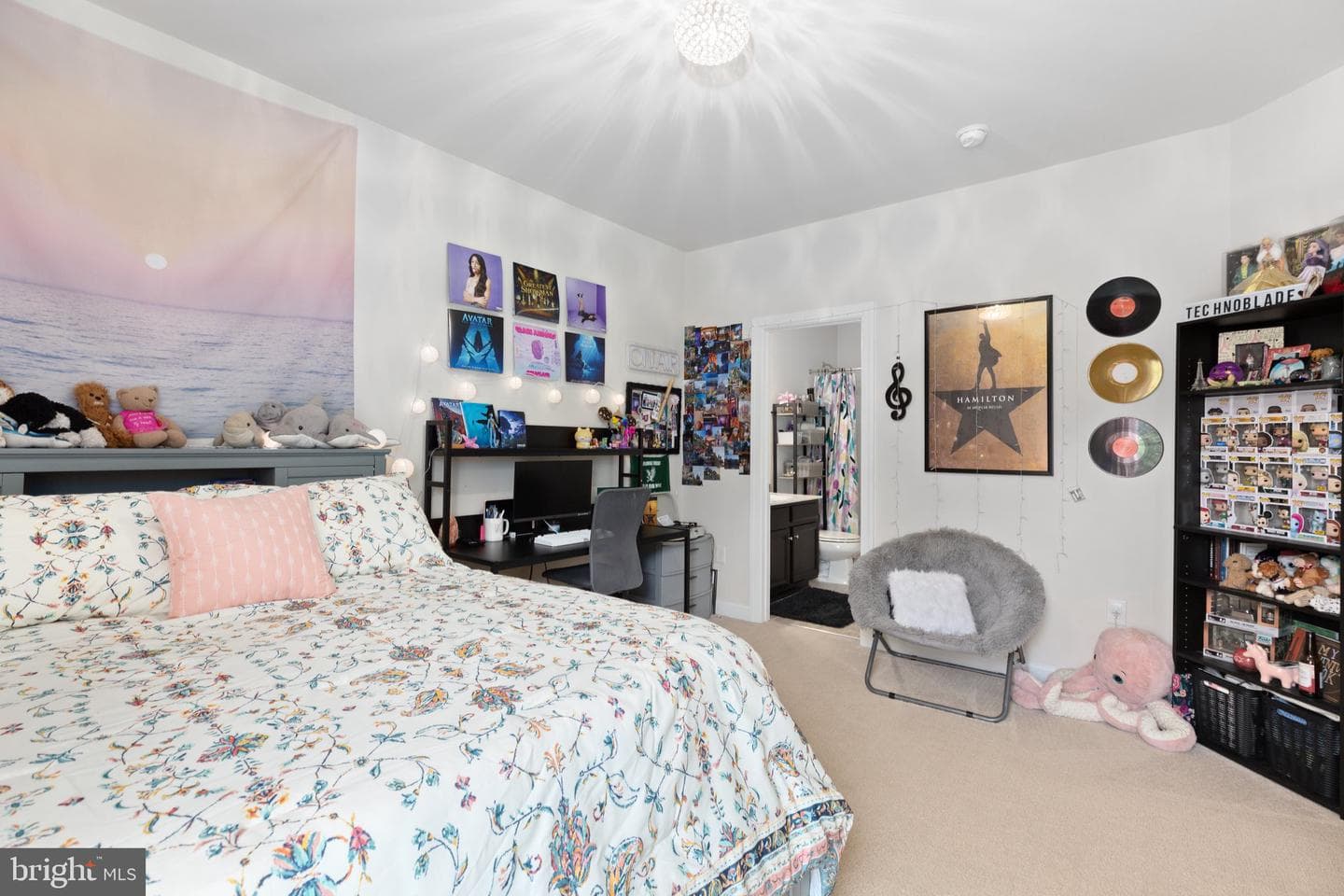 208 Liberty Hall Drive photo 25