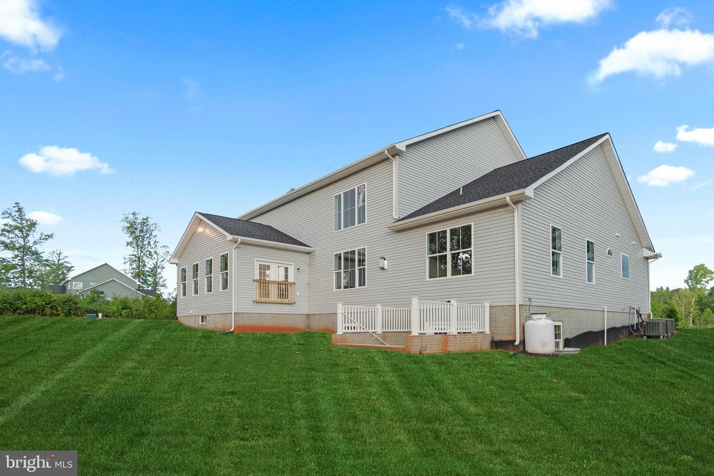 Mountain View Rd. photo 10
