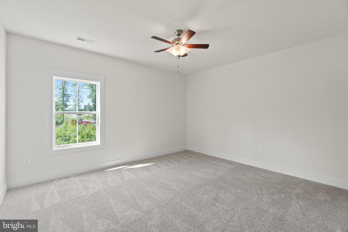 Mountain View Rd. photo 35