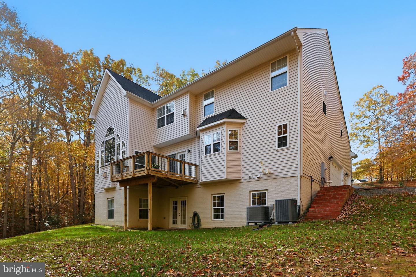 76 Millbrook Rd photo 45