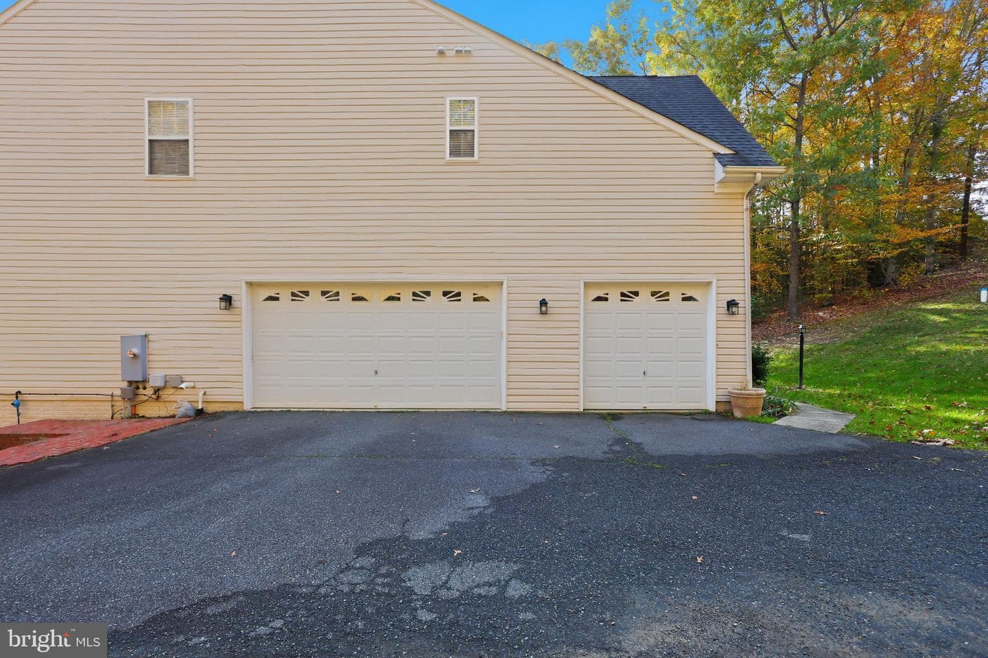 76 Millbrook Rd photo 48