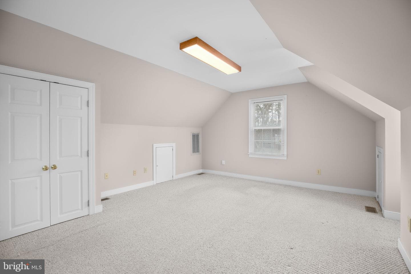 200 Kent Avenue photo 61