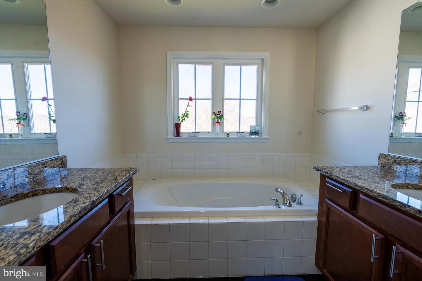 107 Hollister Lane photo 27