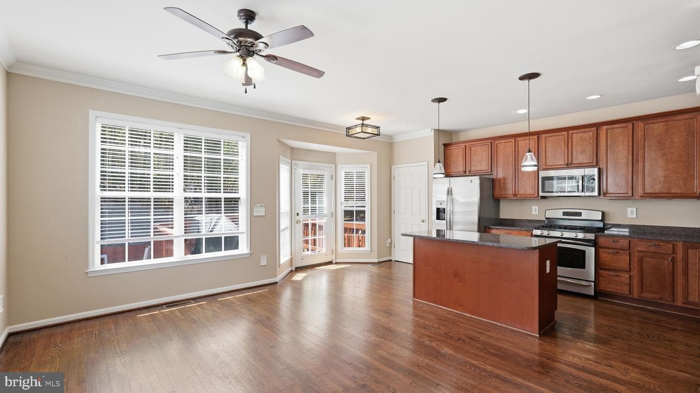 101 Coral Reef Court photo 10