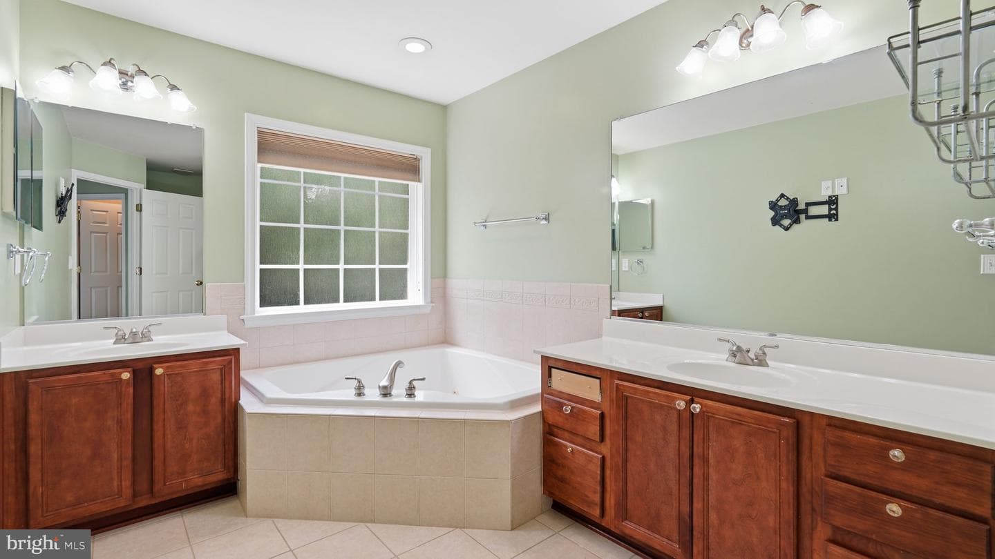 101 Coral Reef Court photo 20