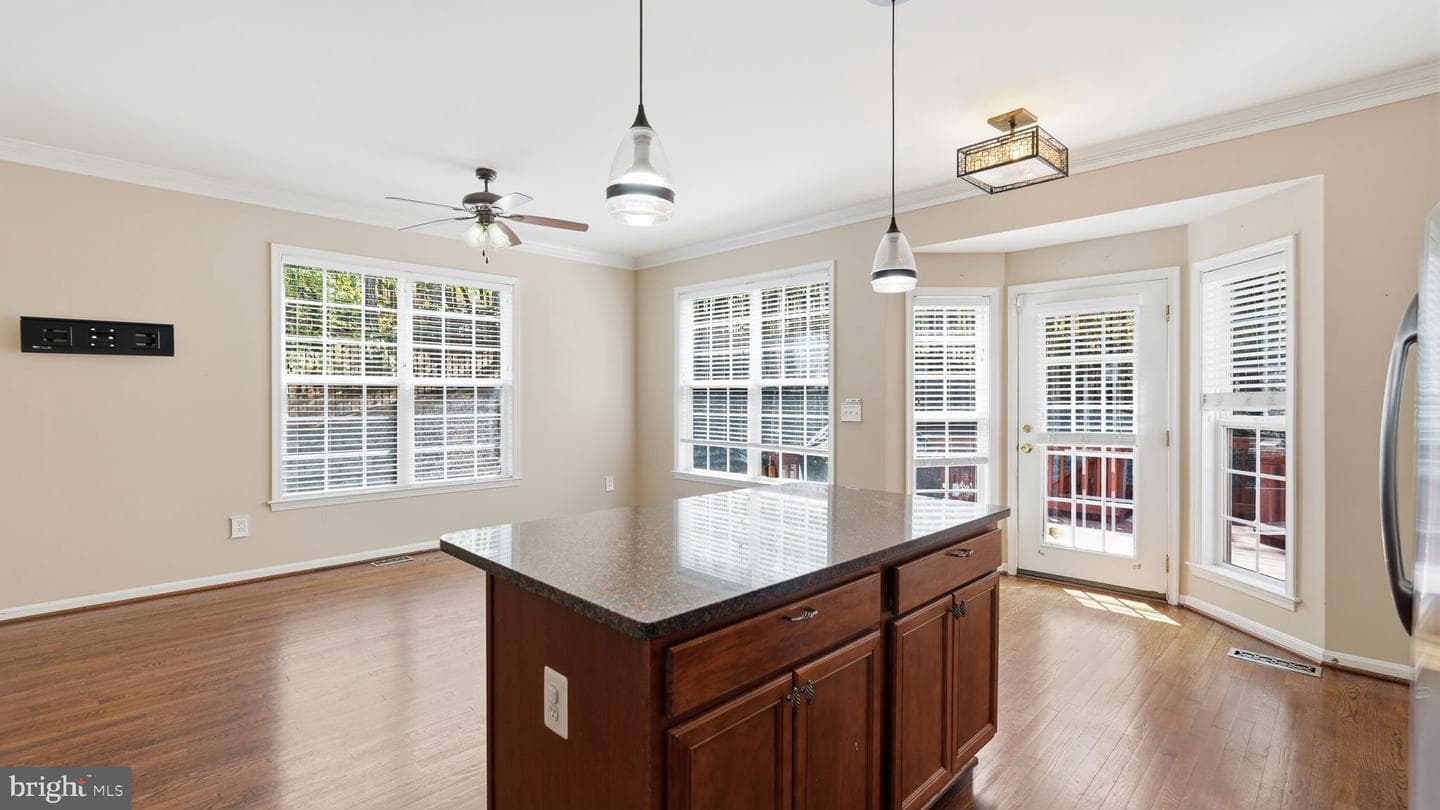 101 Coral Reef Court photo 6