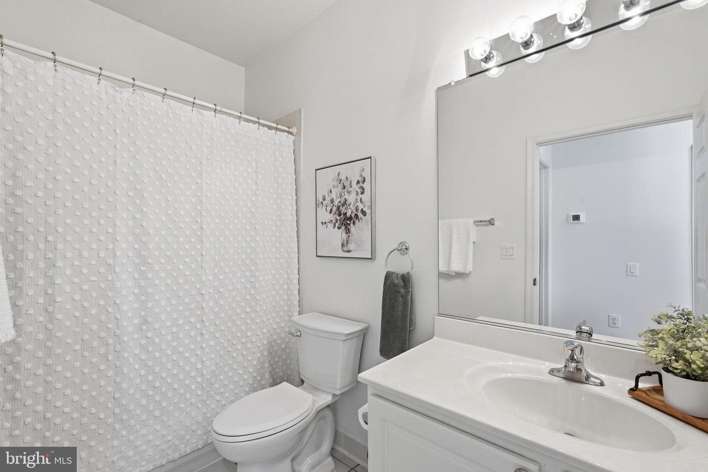190 Bridgewater Circle photo 18
