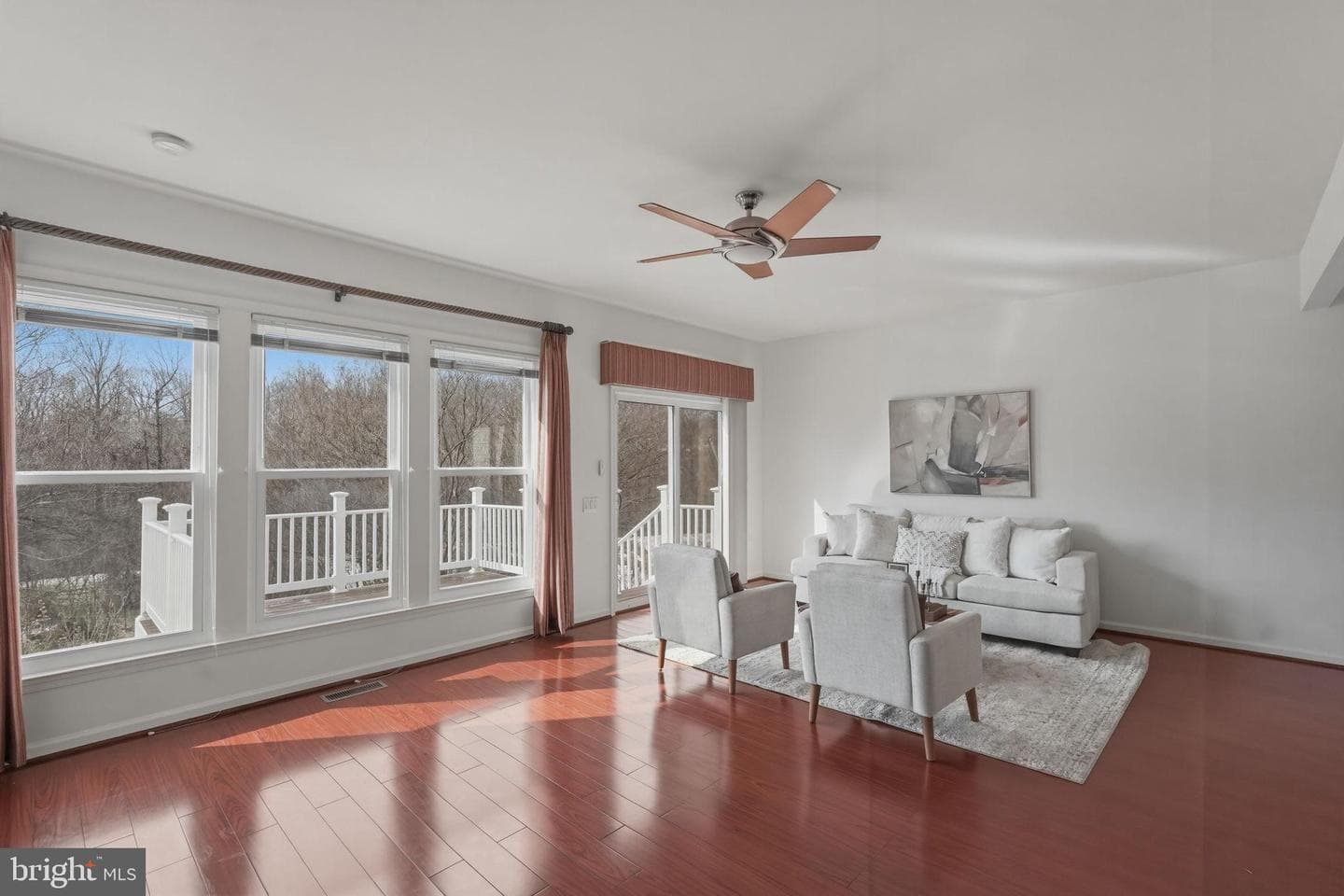 190 Bridgewater Circle photo 5