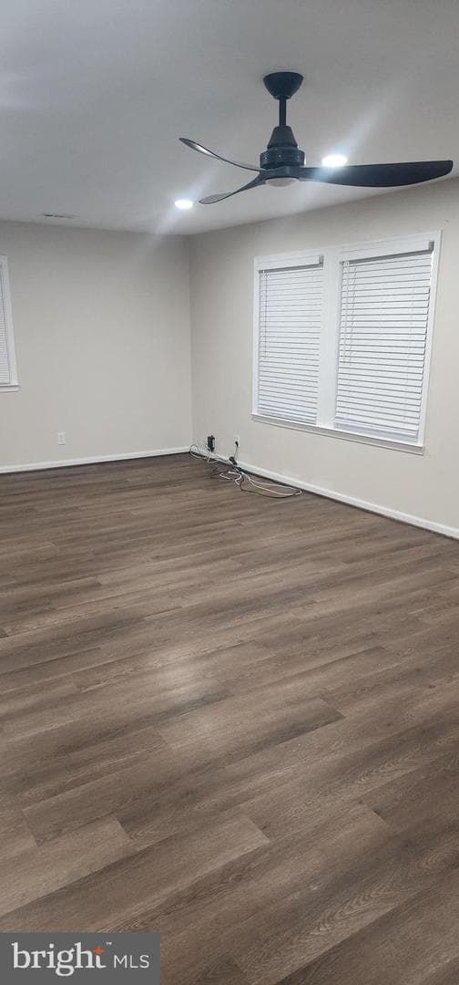 309 Burnside Avenue photo 32