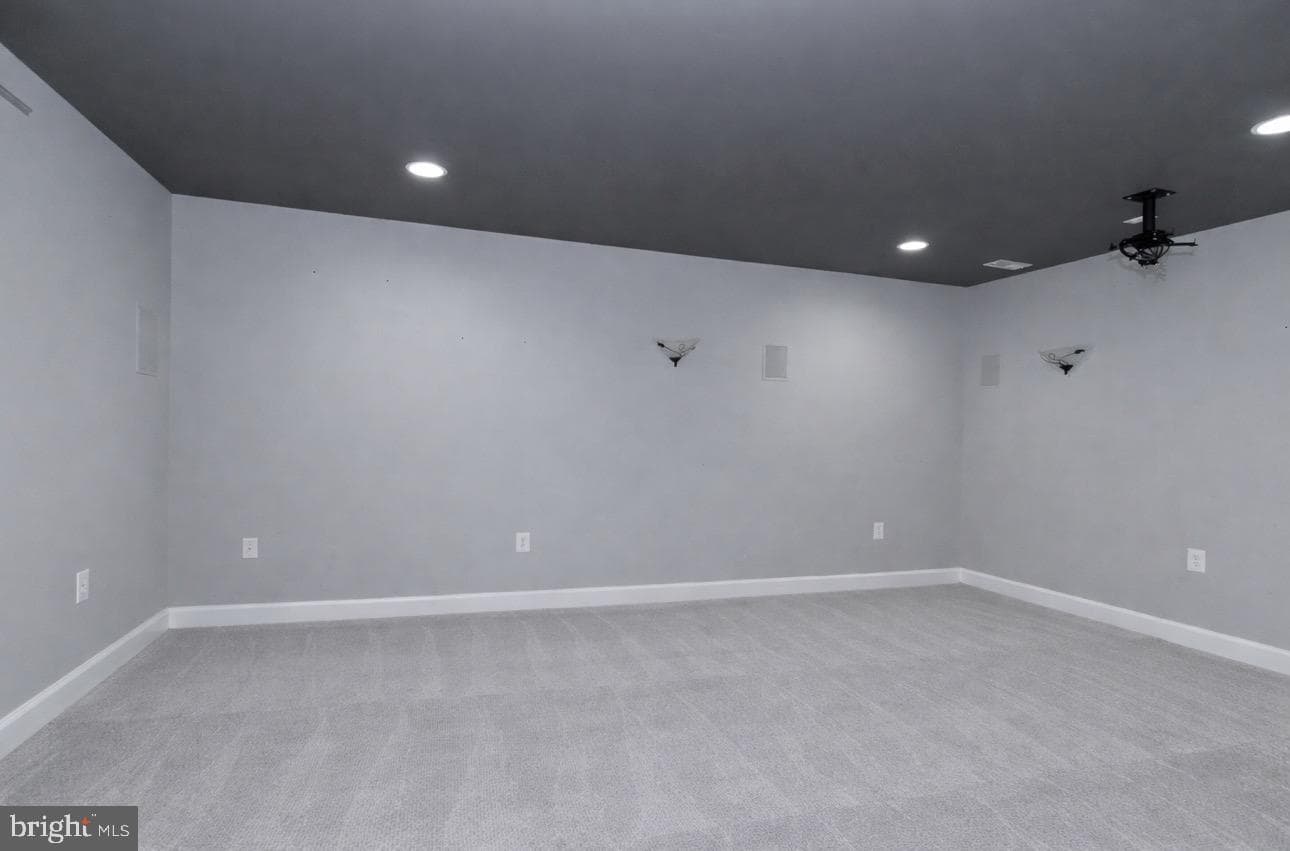 34 Chadwick Drive photo 45