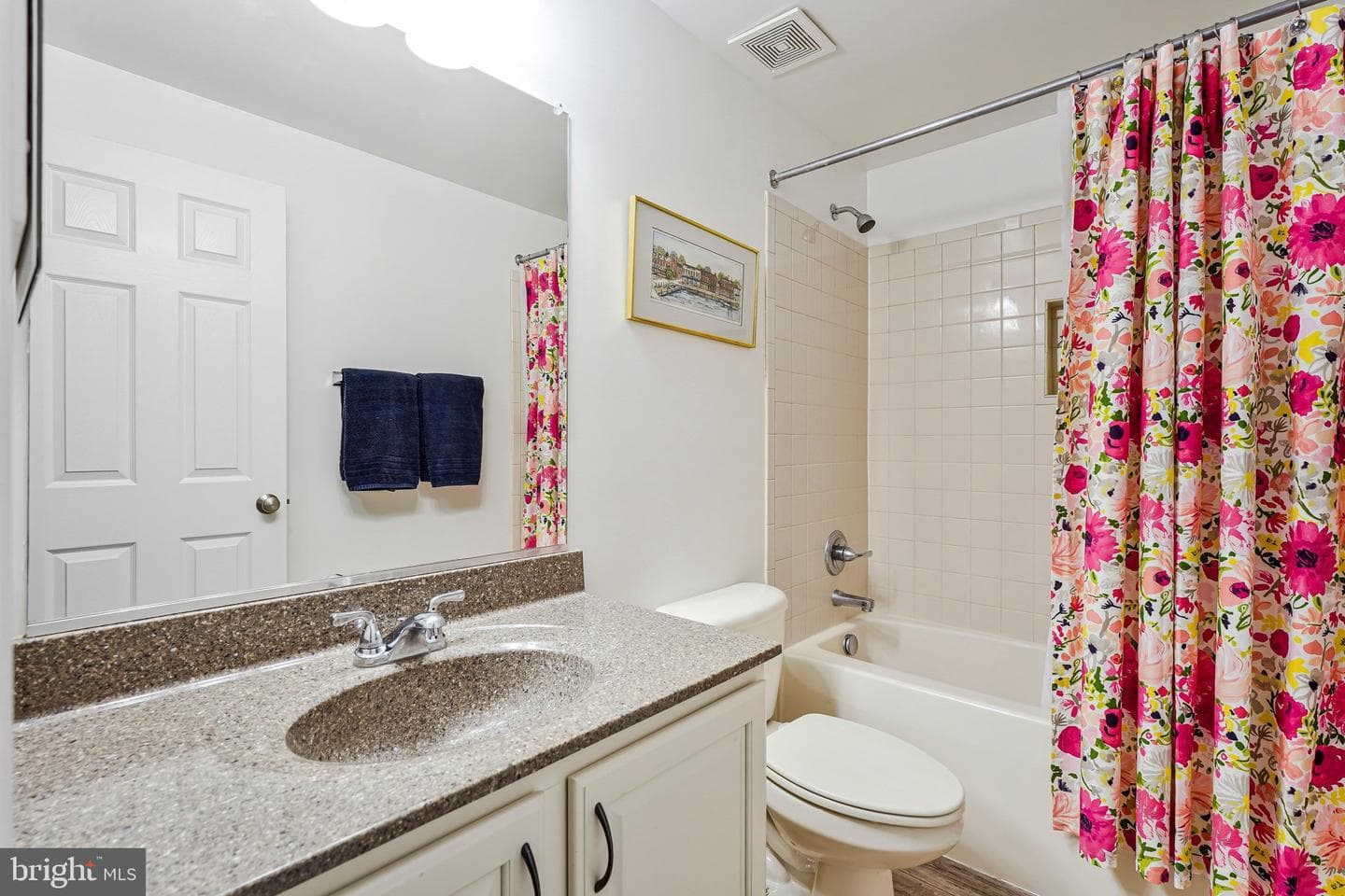 40 Evanston Court photo 32