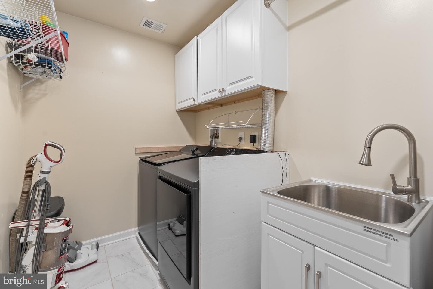 22 Iris Lane photo 19