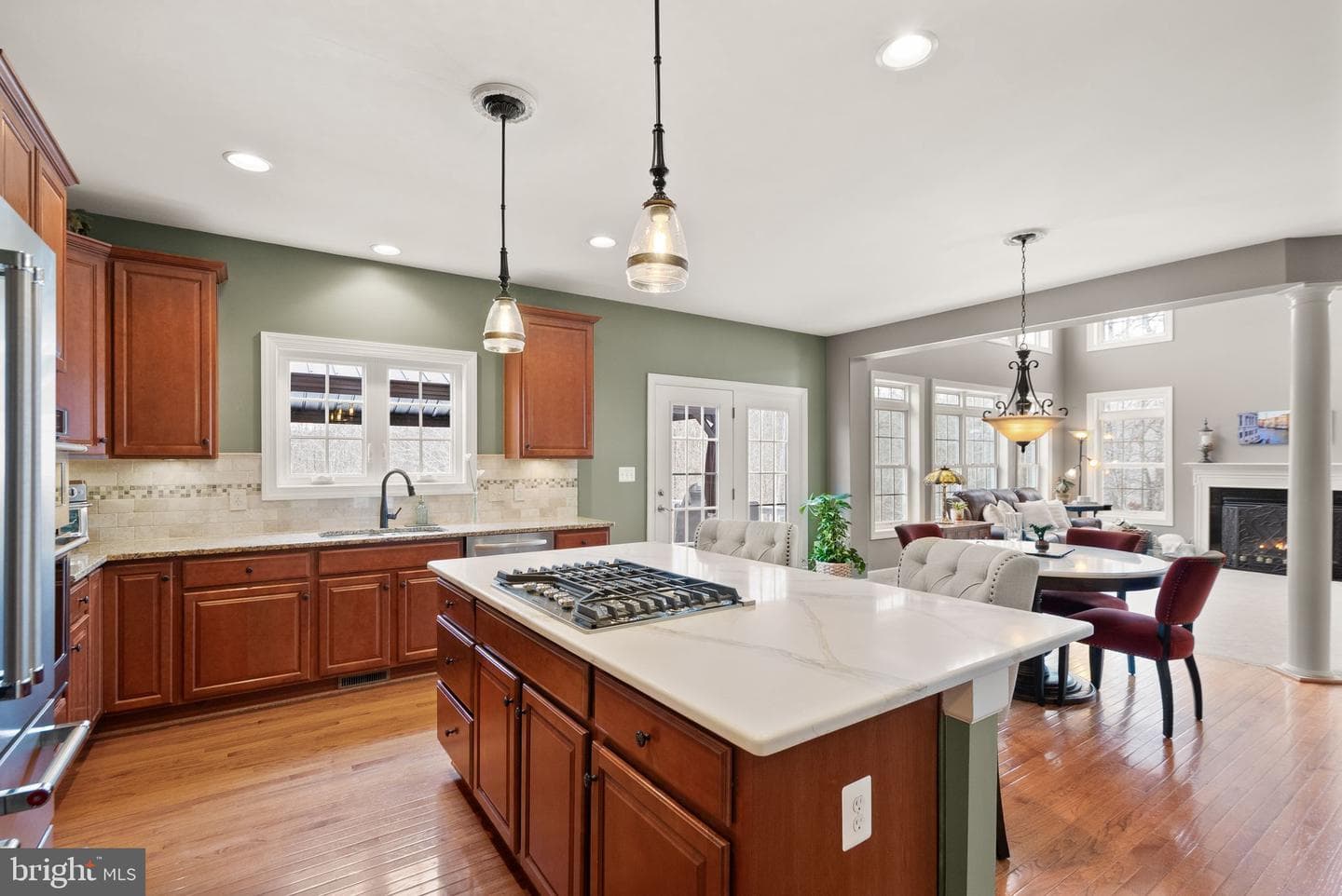 75 Regal Lane photo 24