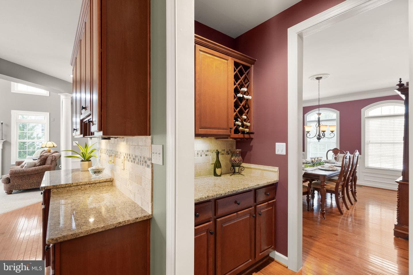 75 Regal Lane photo 26