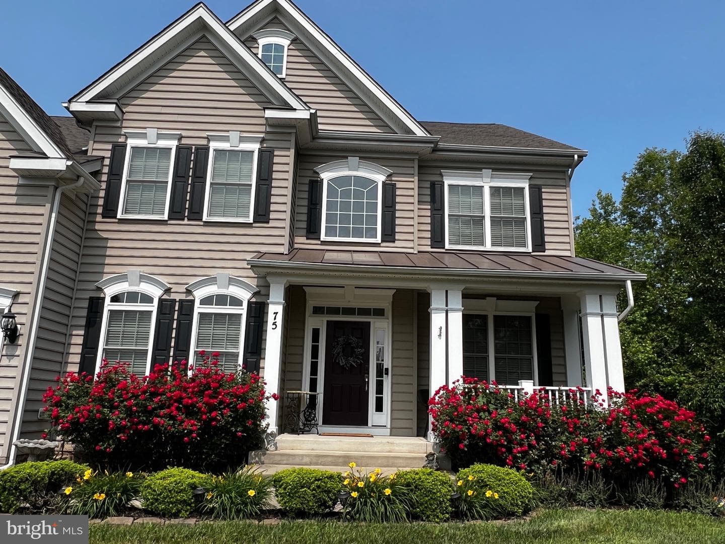 75 Regal Lane photo 4