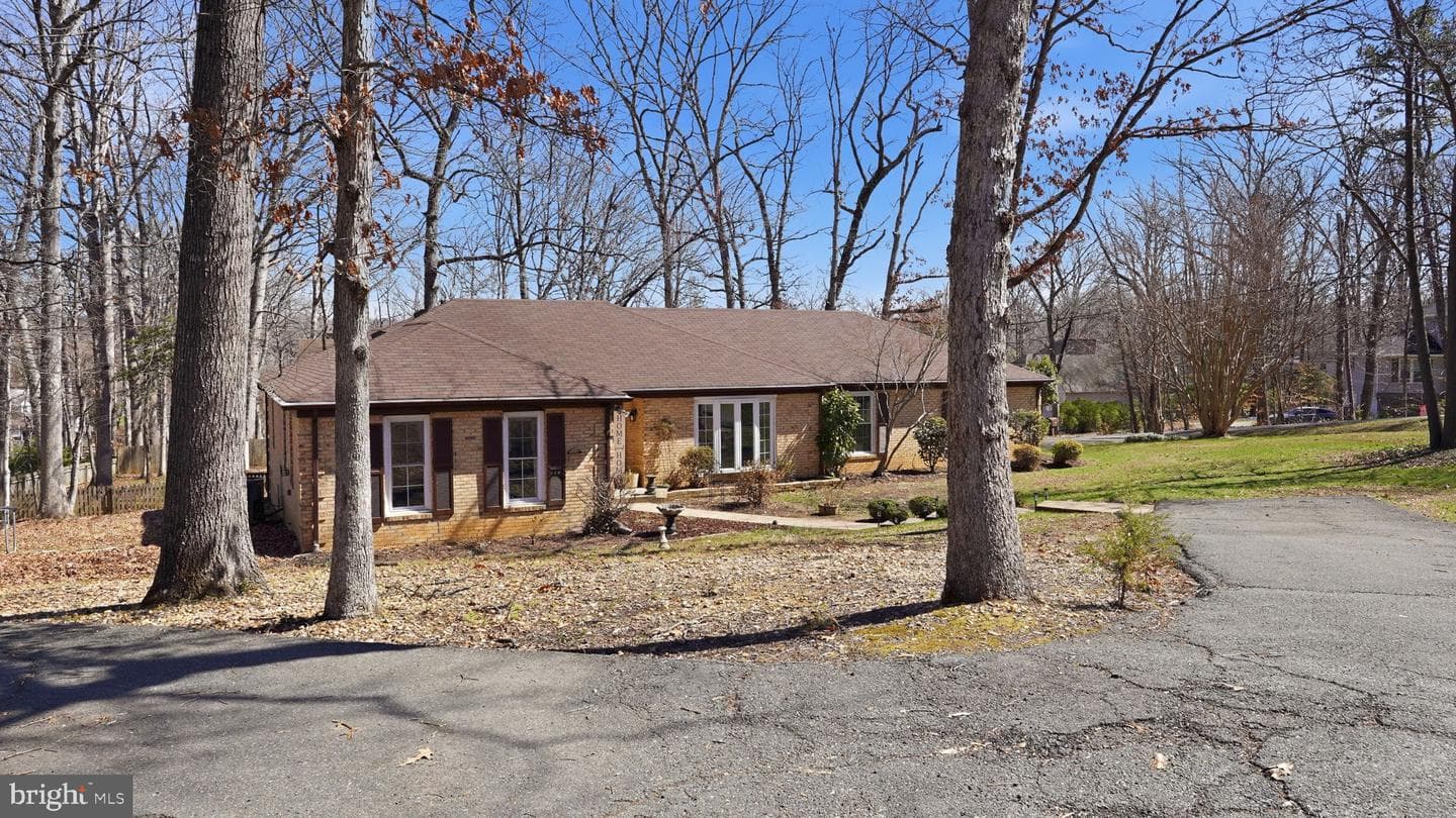 1200 Richmond Drive photo 2