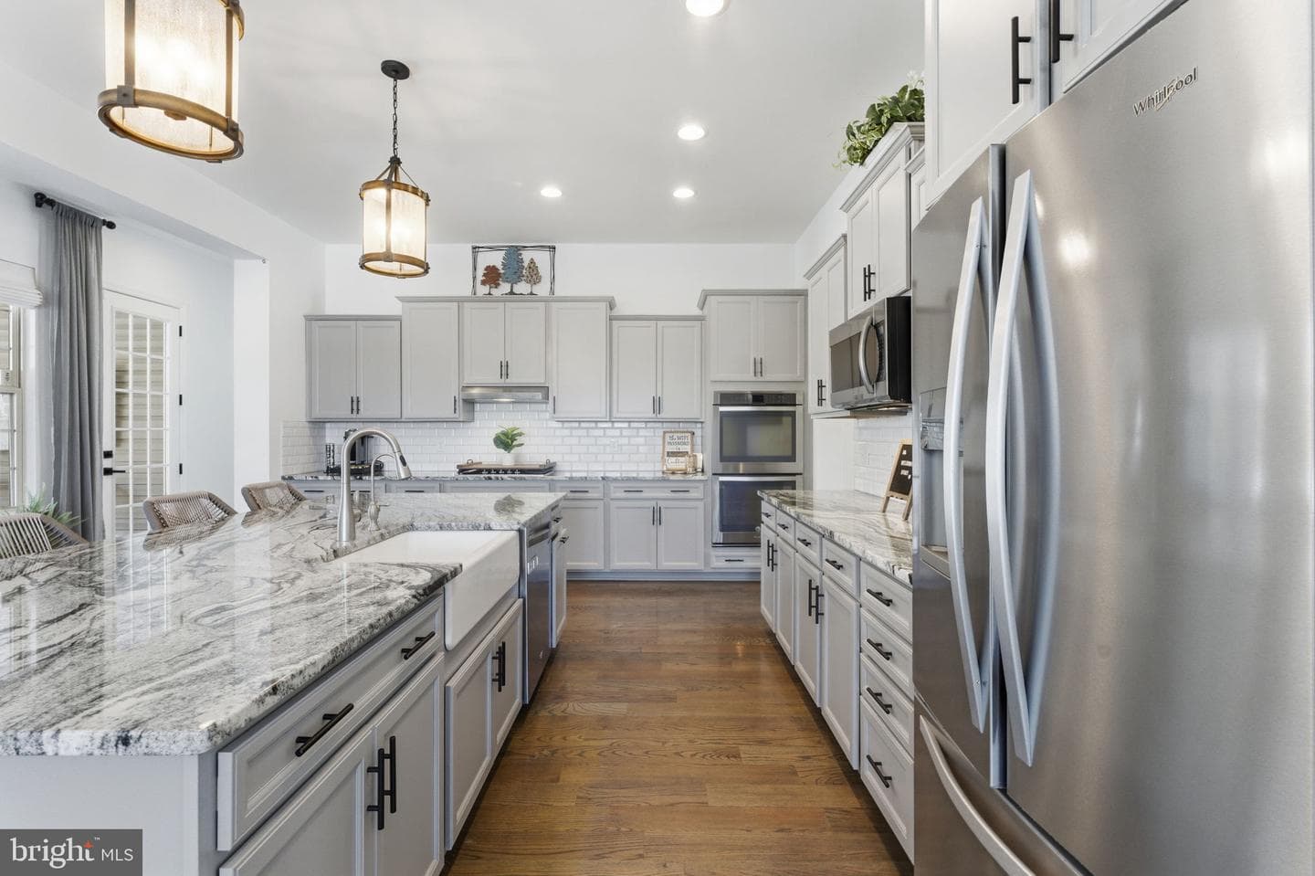 40 Edgewater Drive photo 21