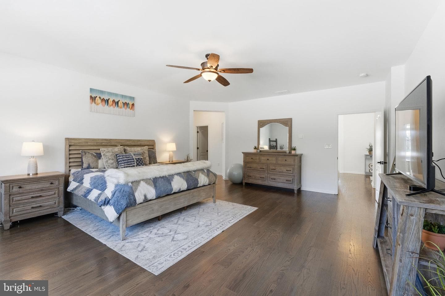 40 Edgewater Drive photo 44