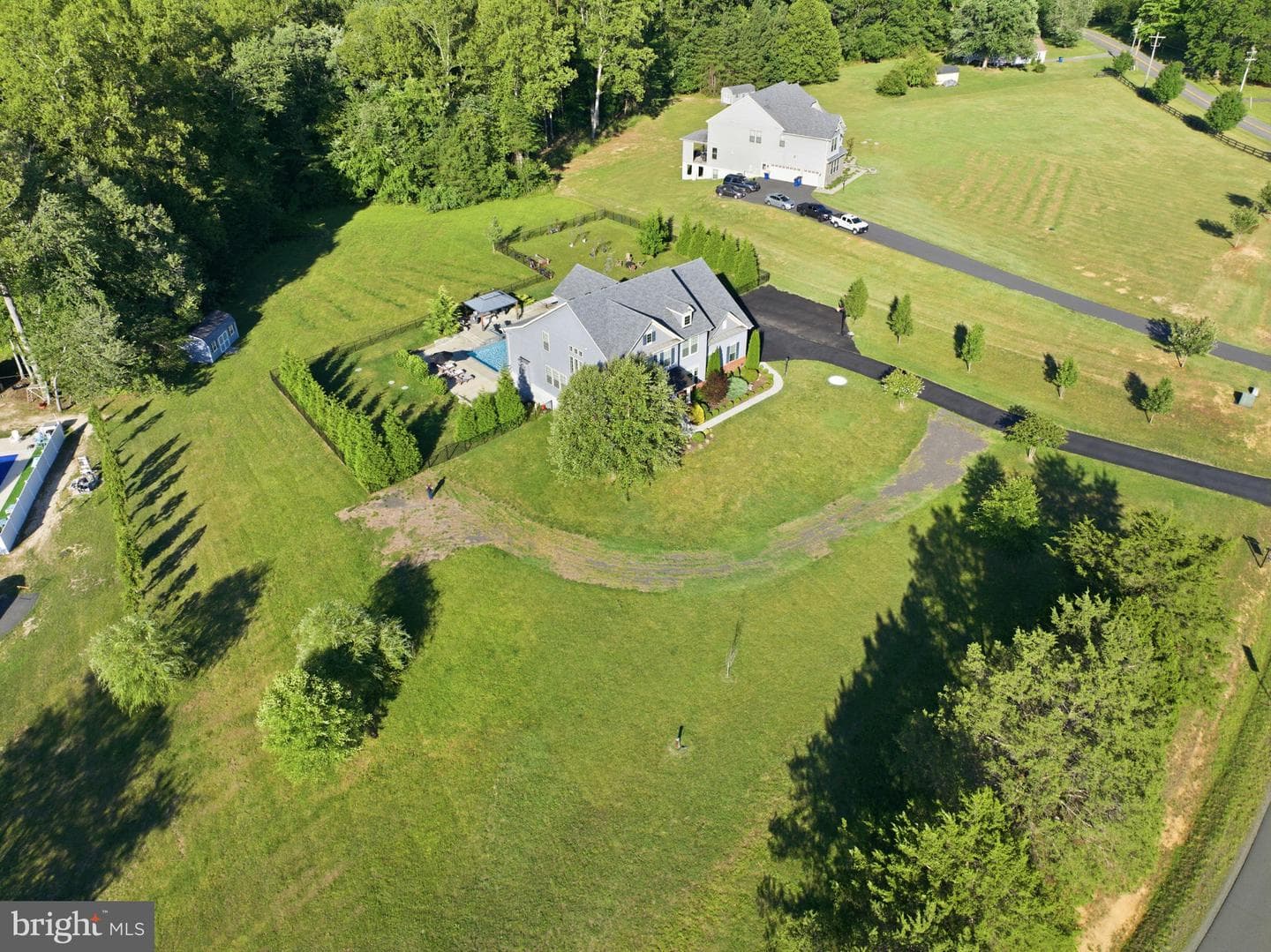 40 Edgewater Drive photo 83
