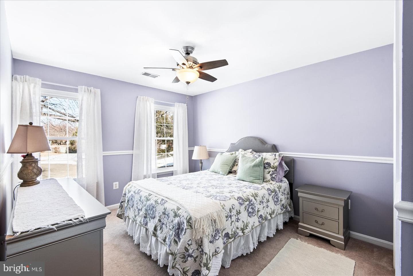 14 Baron Court photo 32