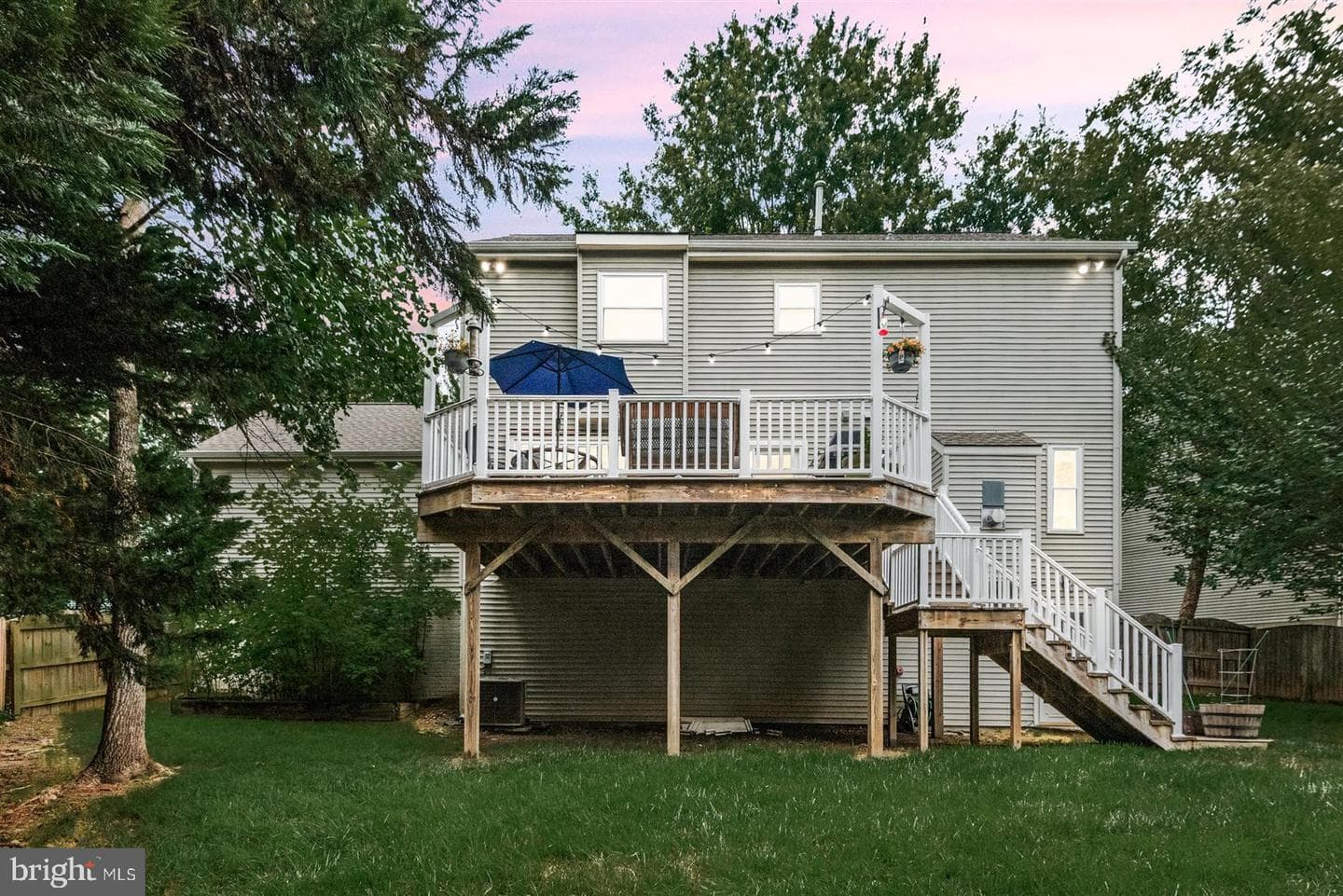 14 Baron Court photo 45