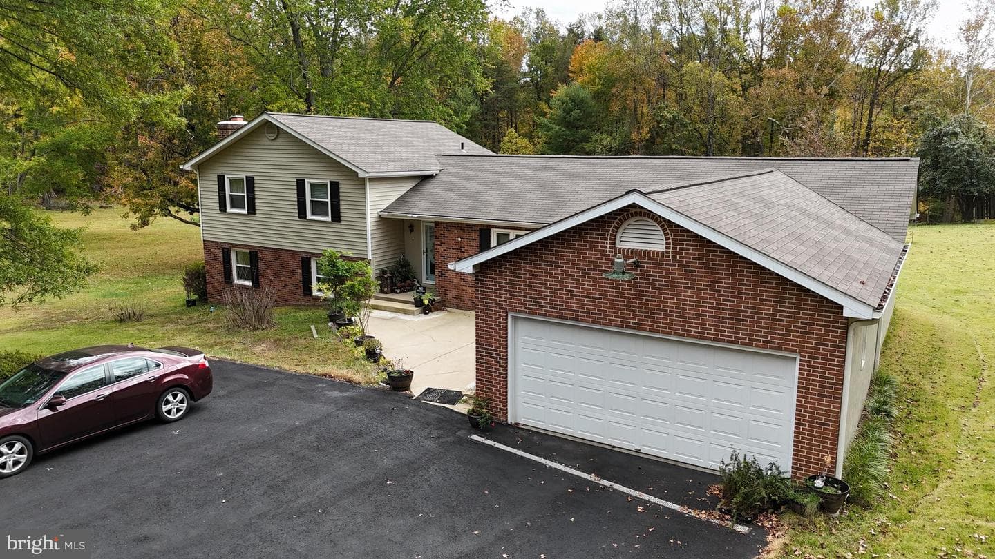 128 Courthouse Road photo 36