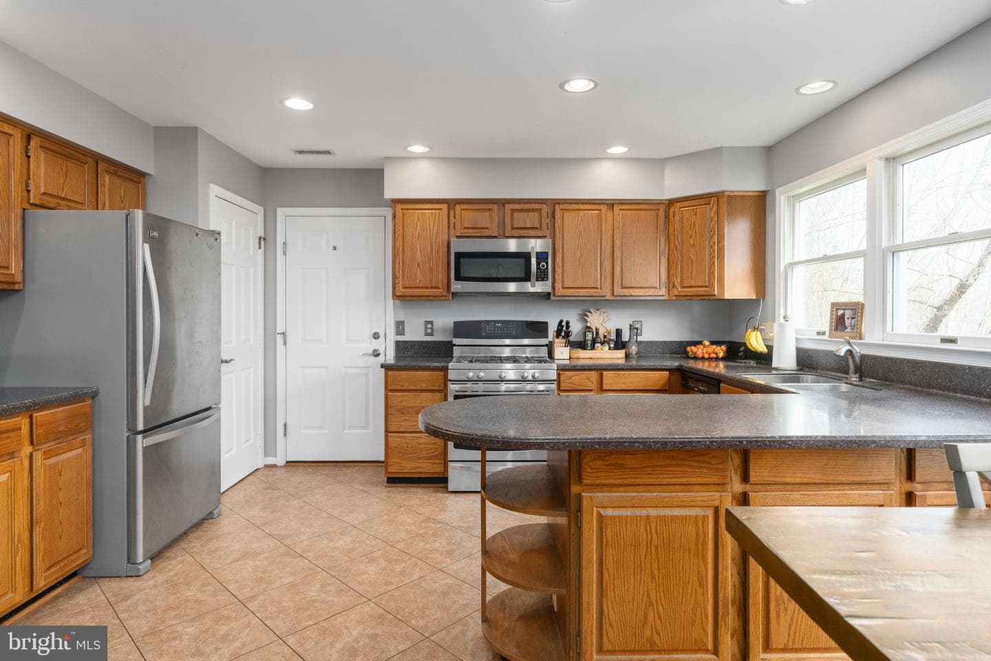 10 Bridgeport Cir photo 10