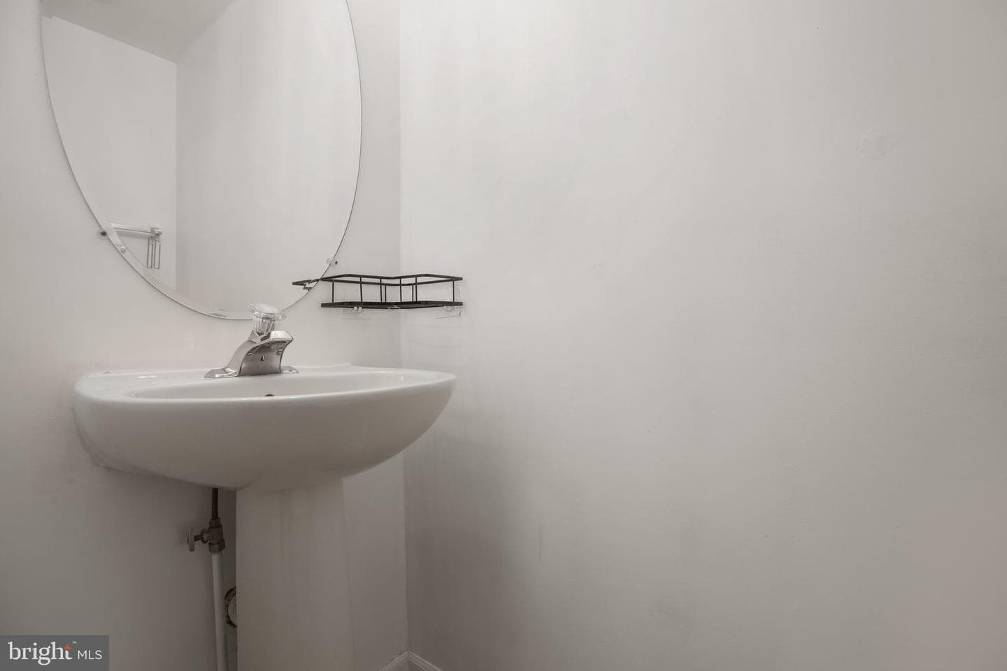 803 Sedgwick Court photo 10
