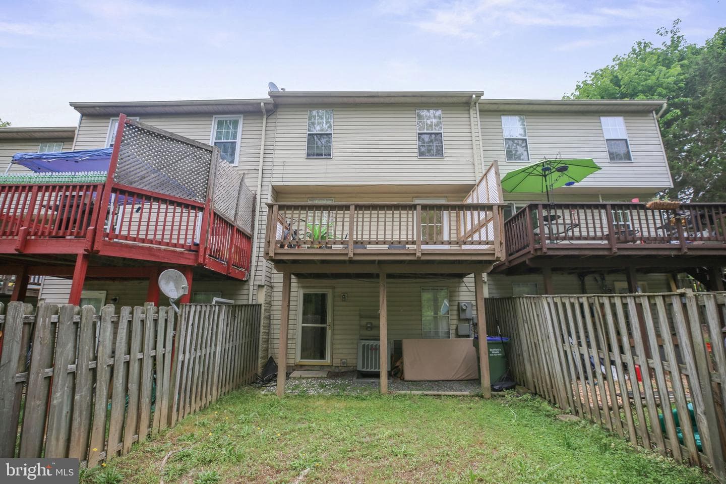 803 Sedgwick Court photo 23