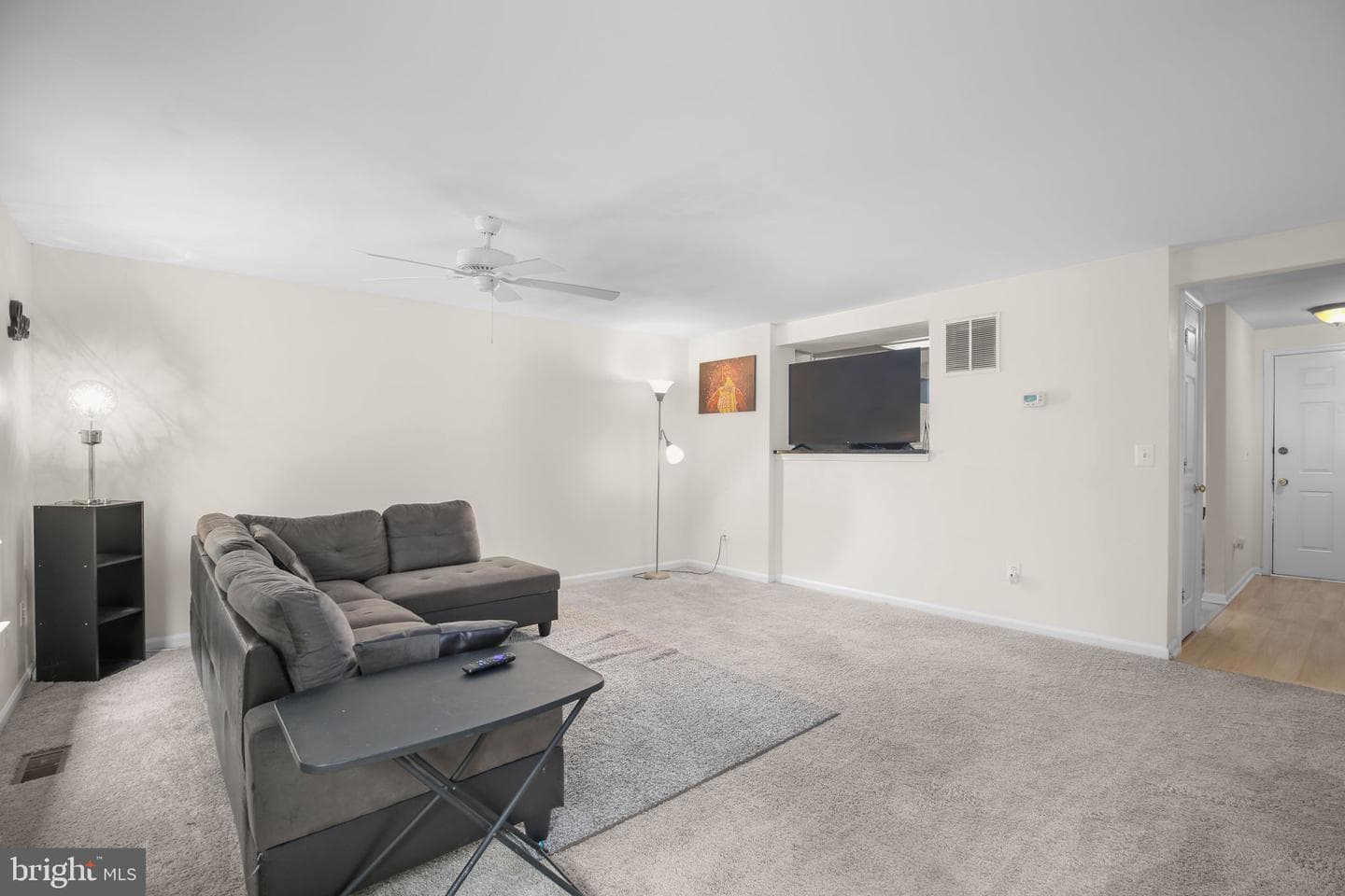 803 Sedgwick Court photo 8