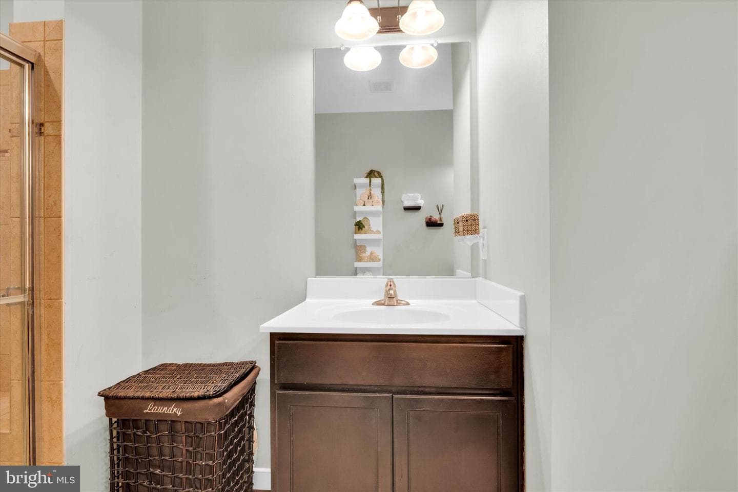 105 Nestors Place #503 photo 22