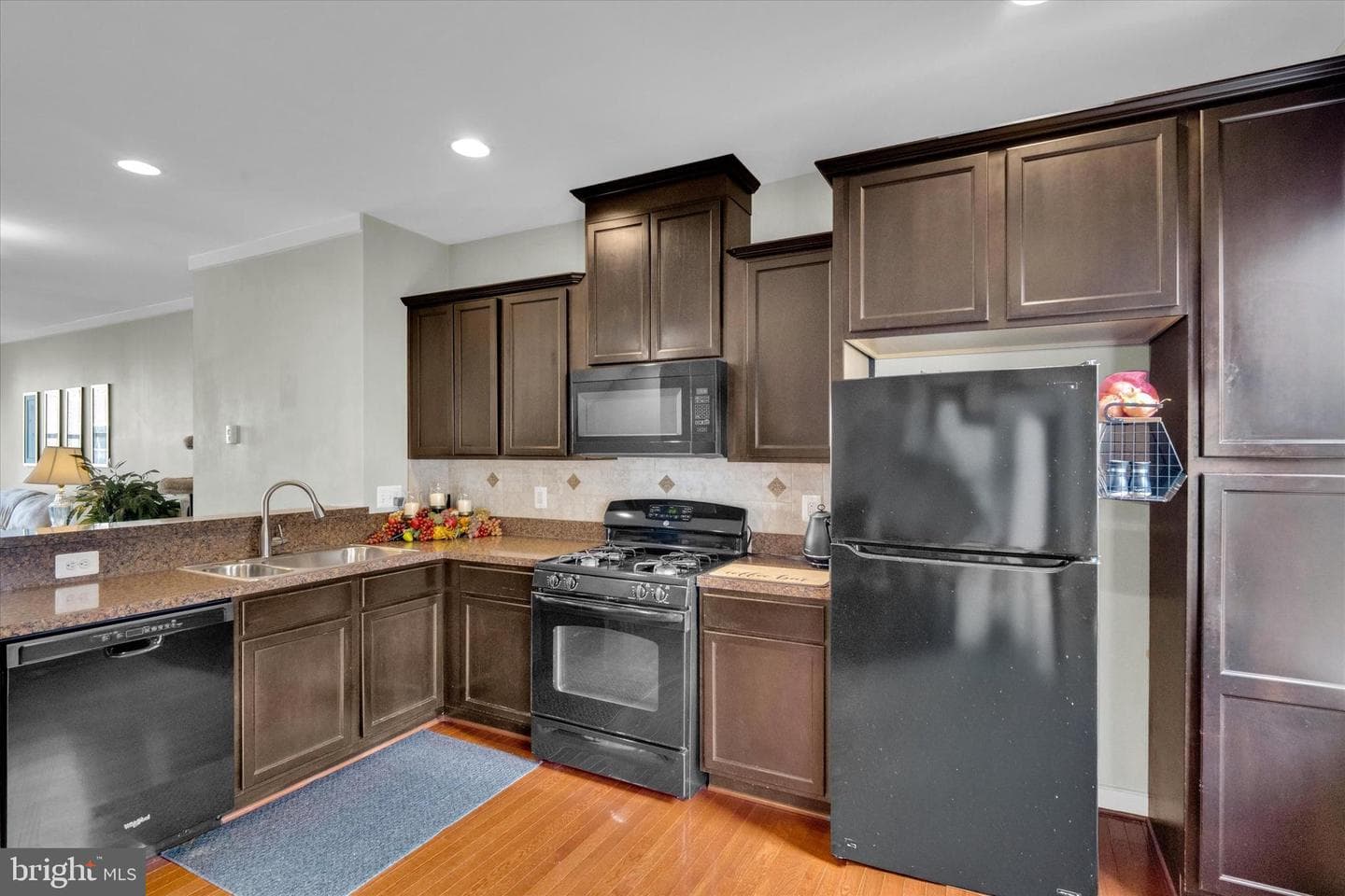 105 Nestors Place #503 photo 4