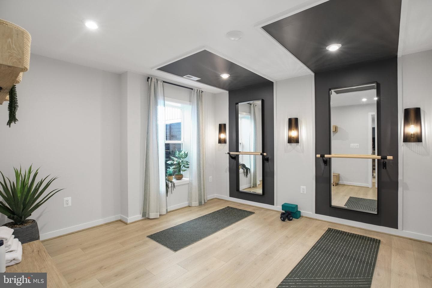 4 Forest Dr photo 32