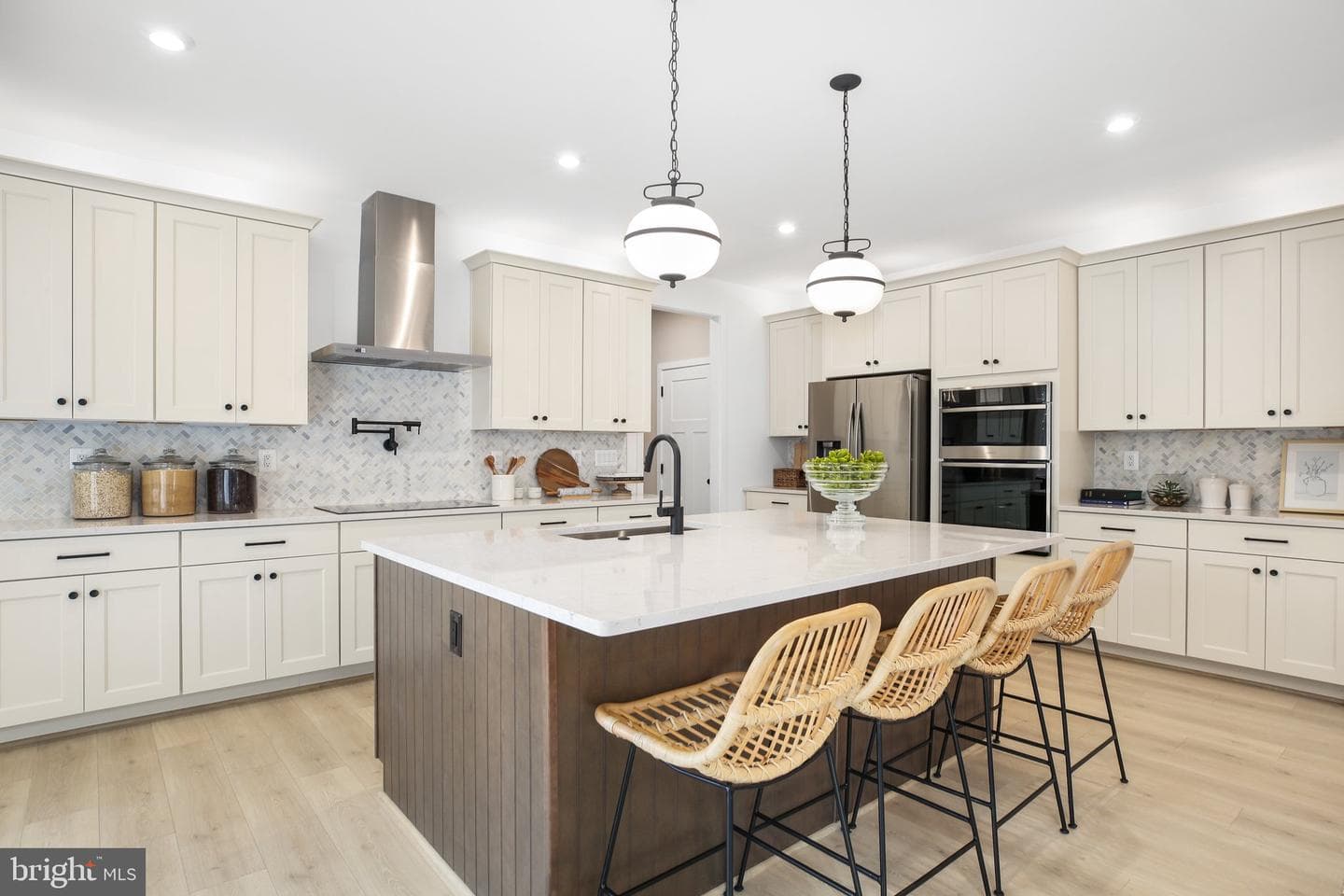 4 Forest Dr photo 51