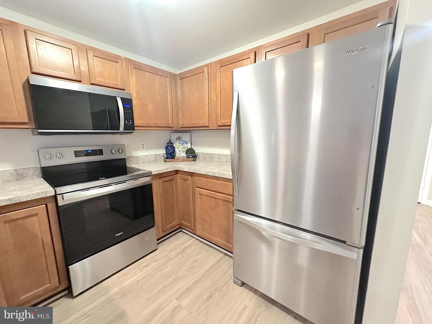 102 Grosvenor Lane #apt 2 photo 3