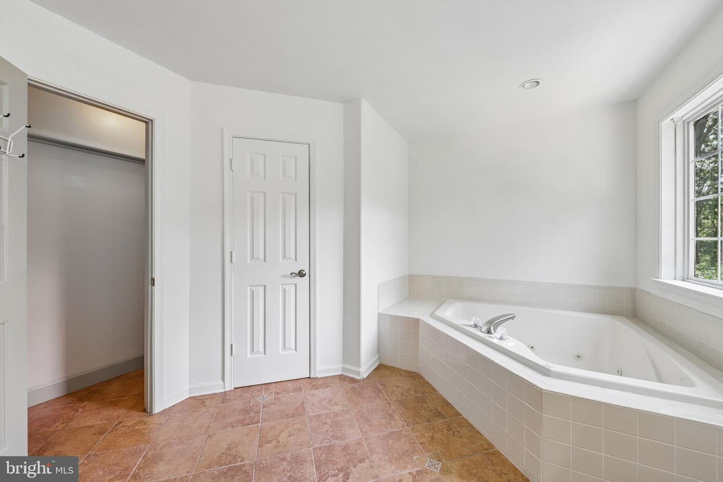 102 Richmond Cove photo 19