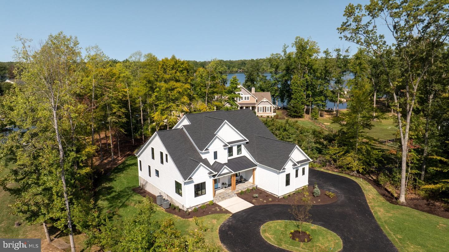 103 Wateredge Ln, Fredericksburg