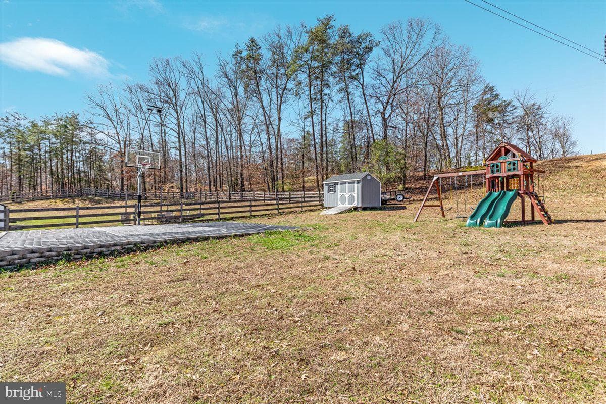31 Fleetwood Farm Lane photo 50