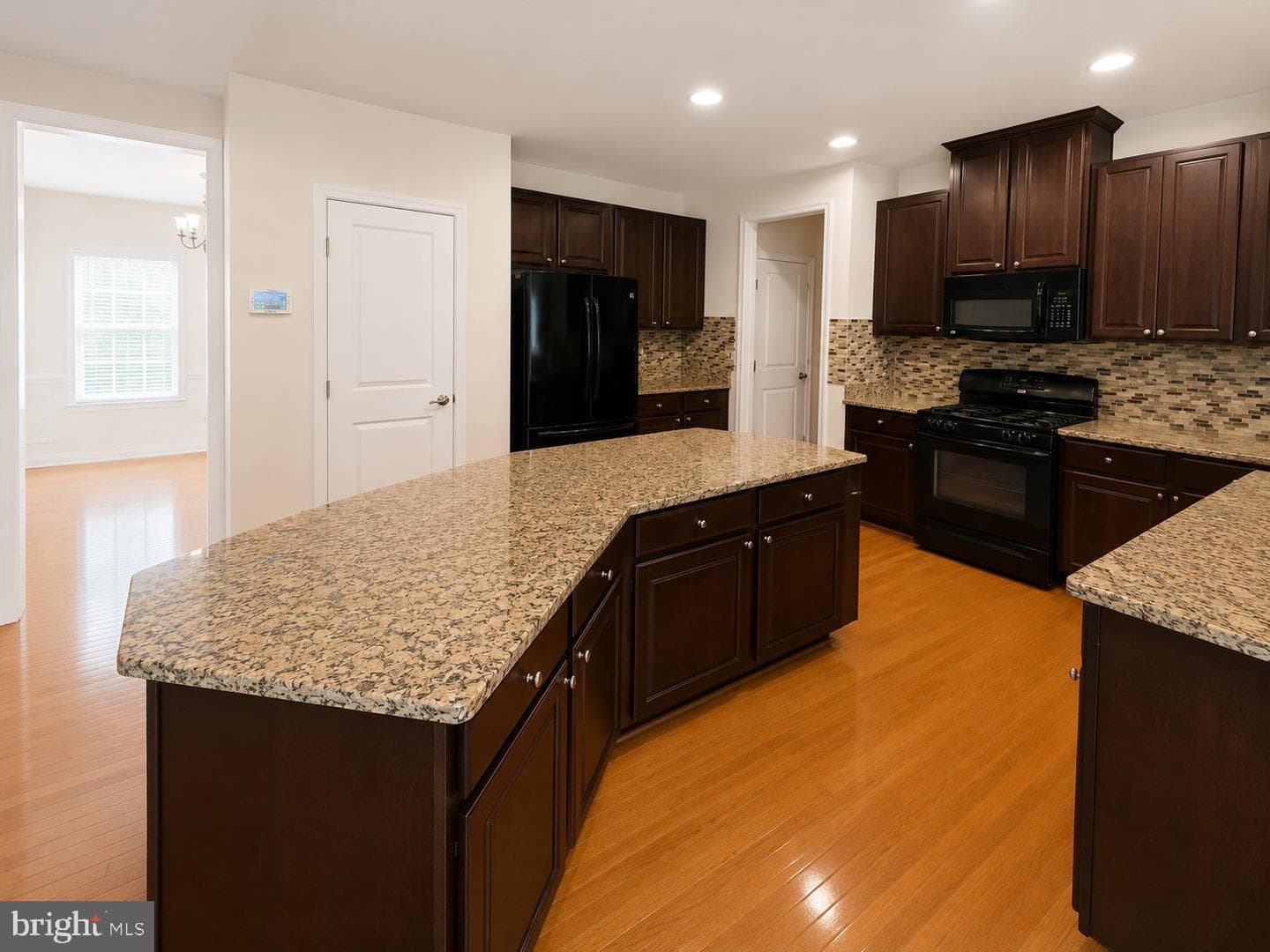 11 Braewood Drive photo 4
