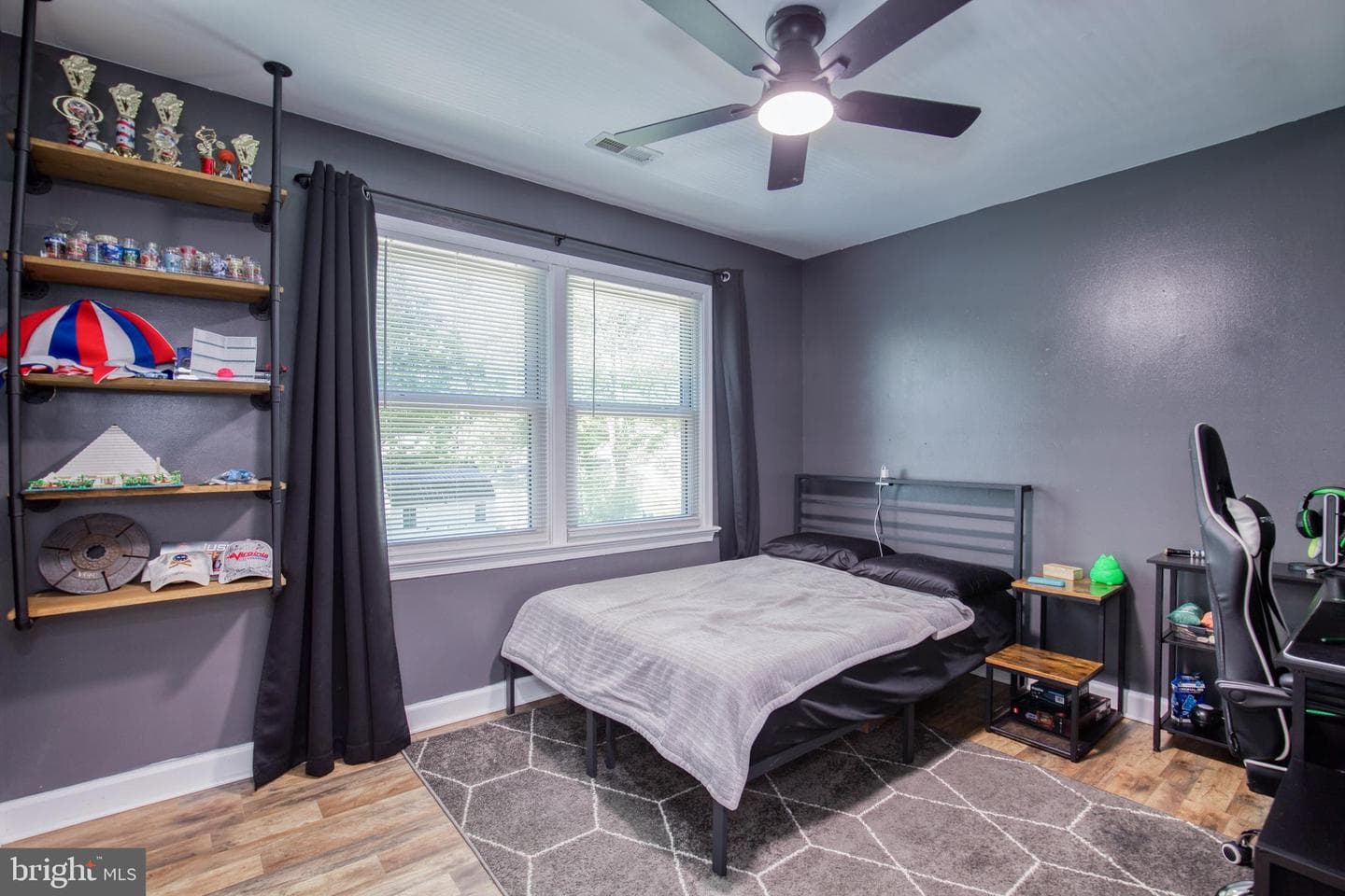 386 Ferry Road photo 30